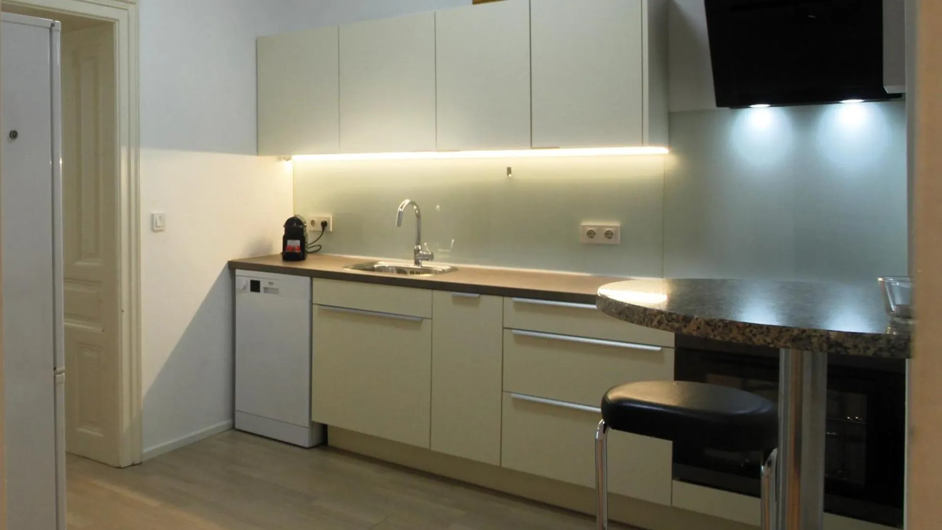 Schone 3-Zimmerwohnung Am Augarten Wien Lägenhet